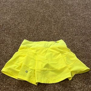 Lululemon neon yellow size 0 skirt